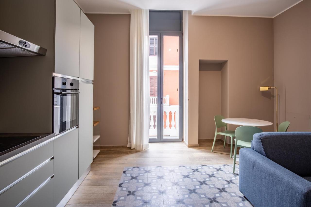Palazzo Zippitelli Apartments Барі Екстер'єр фото