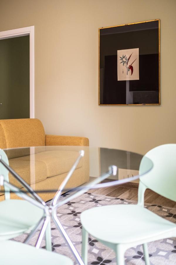 Palazzo Zippitelli Apartments Барі Екстер'єр фото