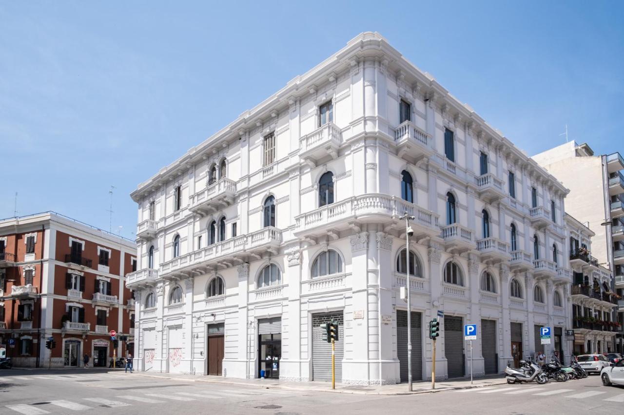 Palazzo Zippitelli Apartments Барі Екстер'єр фото